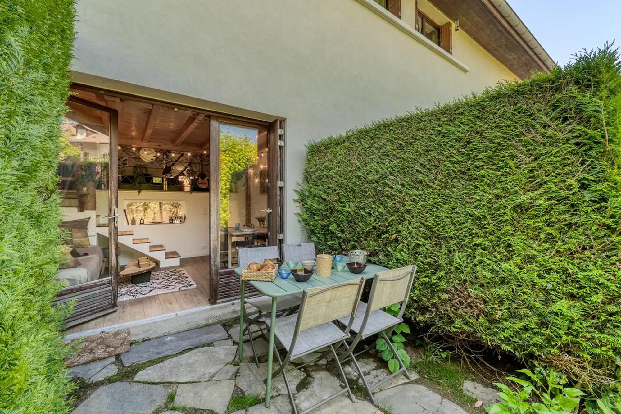 Cabane Pour Vos Vacances A 190M Du Lac D'Annecy Мантон-Сен-Бернар Экстерьер фото